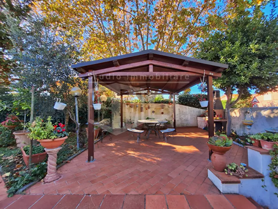 Immagine 29 di Villetta a schiera in vendita  in Via del Pino a Livorno