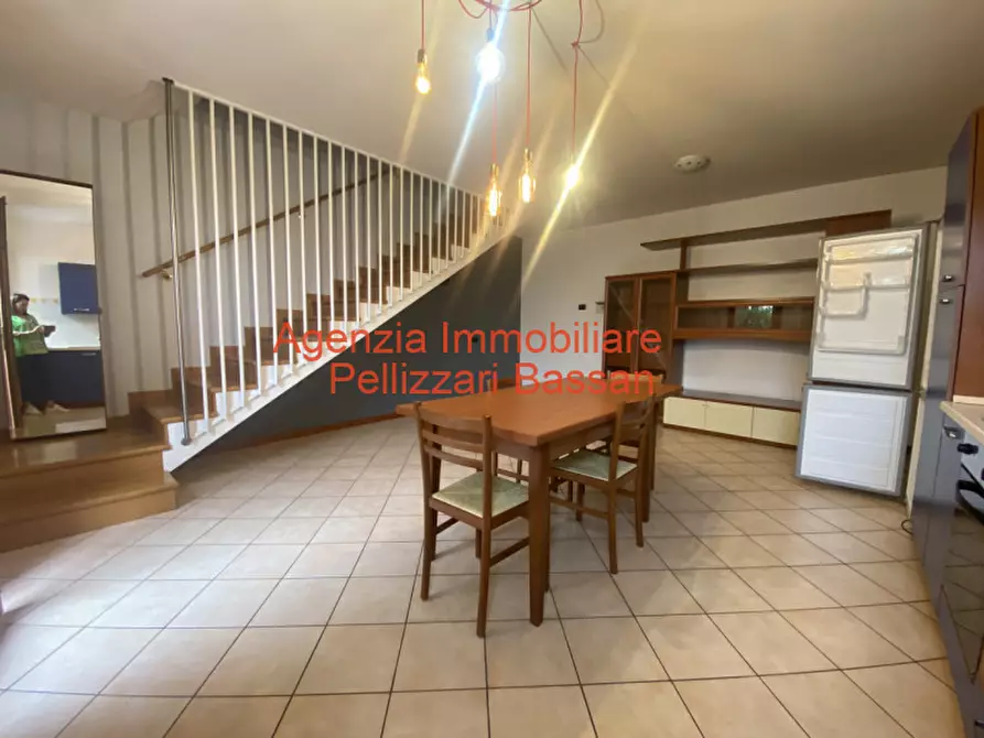 Immagine 1 di Appartamento in vendita  in VIA eUROPA a Giavera Del Montello