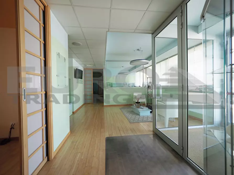 Immagine 7 di Ufficio in affitto  in Via Don Luigi Peron a Venezia