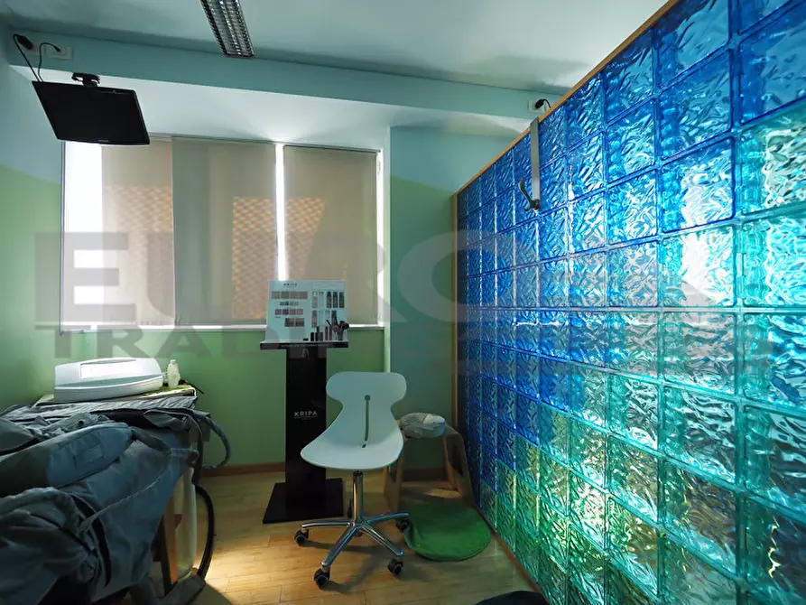 Immagine 15 di Ufficio in affitto  in Via Don Luigi Peron a Venezia