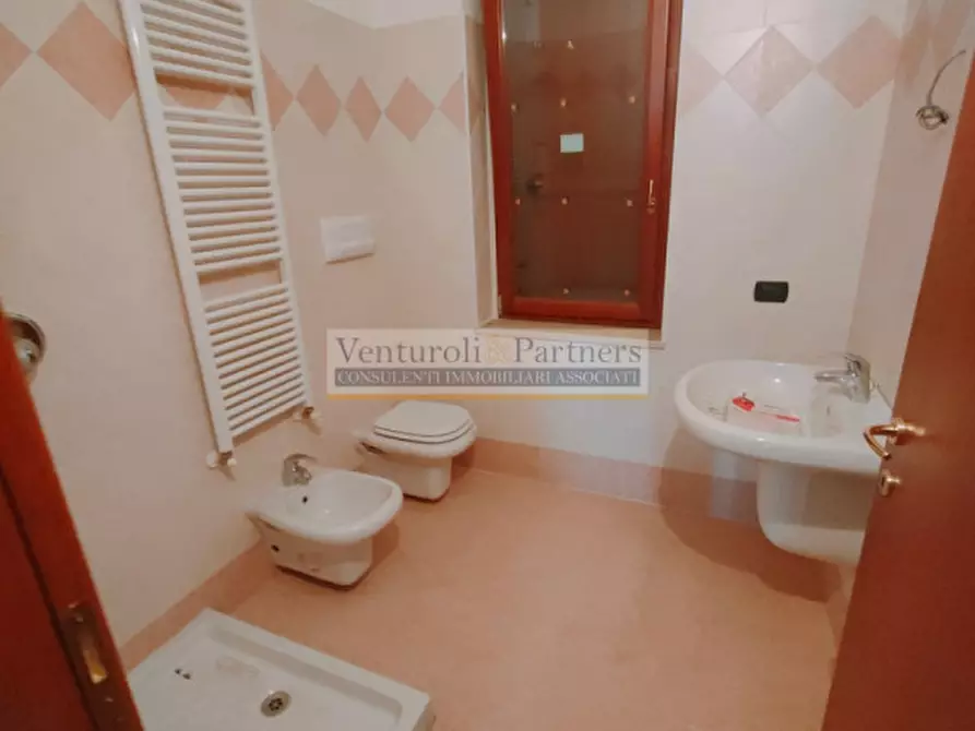 Immagine 6 di Casa bifamiliare in vendita  in via Longhi a Castiglione Delle Stiviere