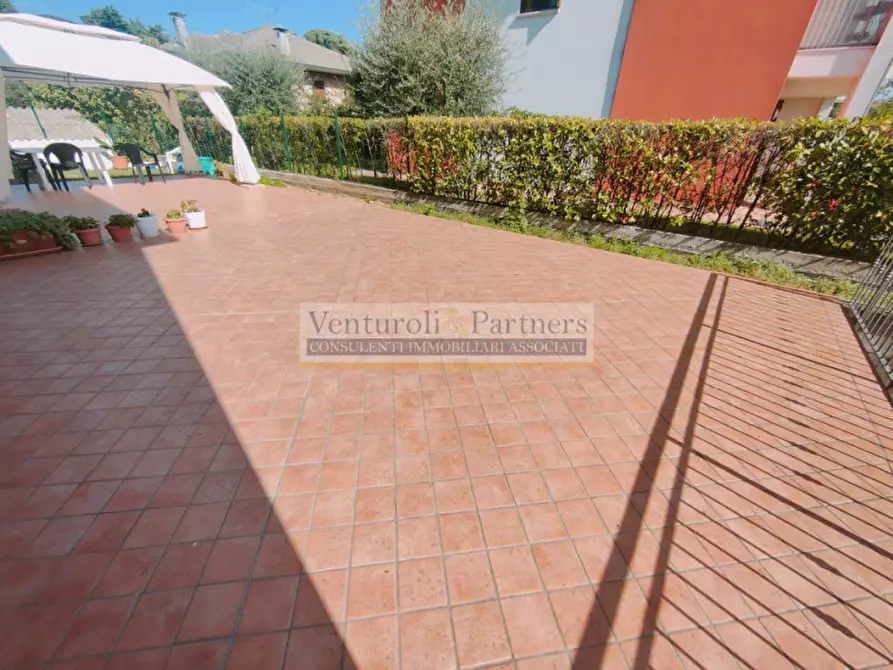 Immagine 7 di Casa bifamiliare in vendita  in via Longhi a Castiglione Delle Stiviere