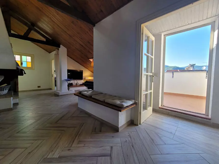 Immagine 6 di Loft/Open space in vendita  in Via Verdi a Savona