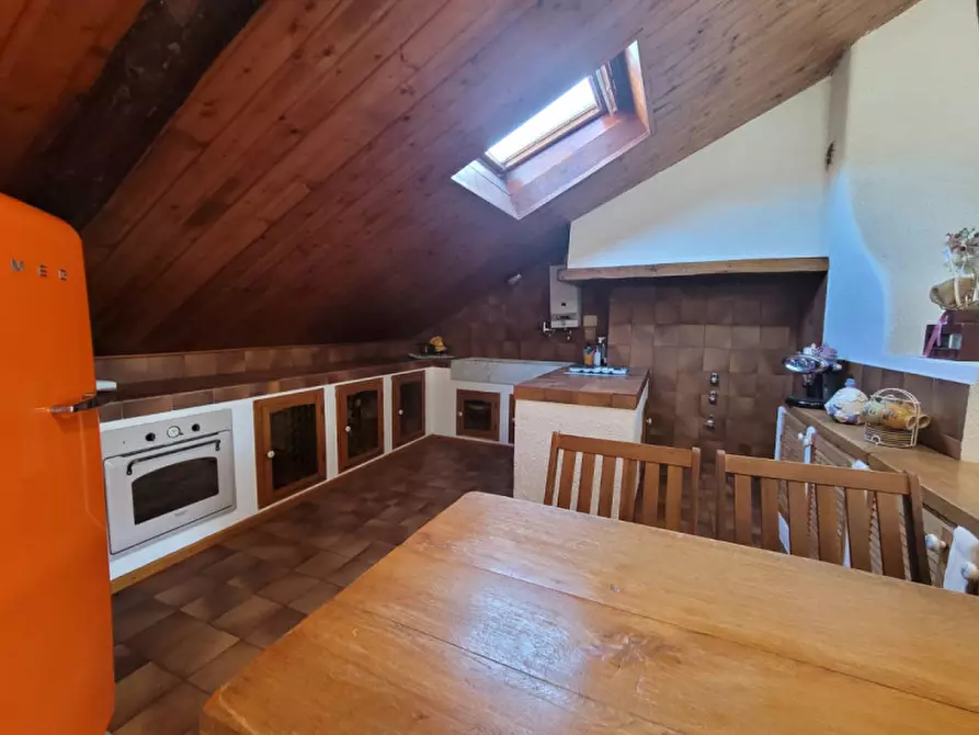 Immagine 9 di Loft/Open space in vendita  in Via Verdi a Savona