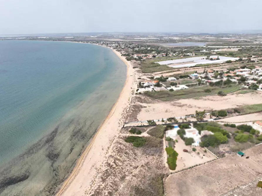 Immagine 3 di Casa indipendente in vendita  a Pachino
