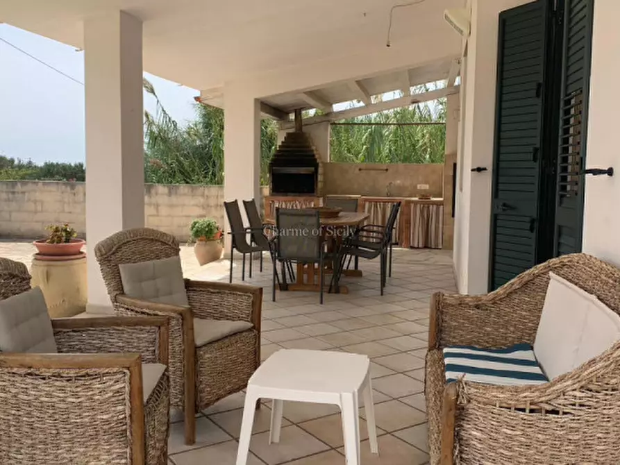 Immagine 9 di Casa indipendente in vendita  a Pachino