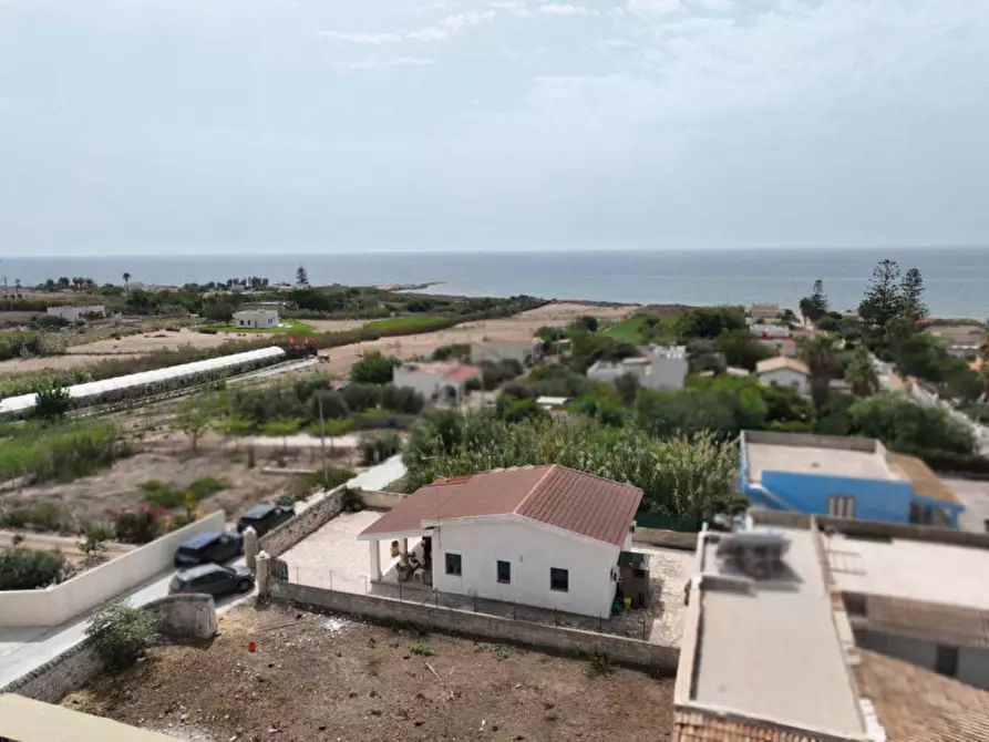 Immagine 26 di Casa indipendente in vendita  a Pachino