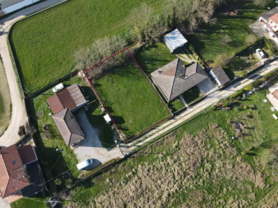 Immagine 2 di Terreno in vendita  in Via Boligo a Campolongo Maggiore