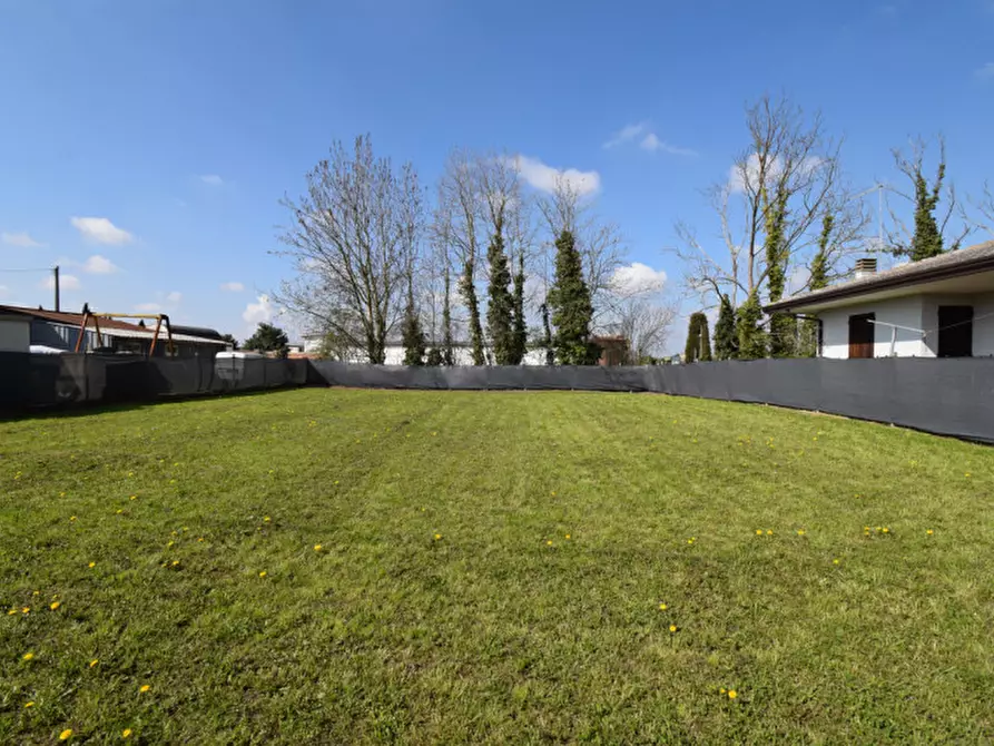 Immagine 6 di Terreno in vendita  in Via Boligo a Campolongo Maggiore