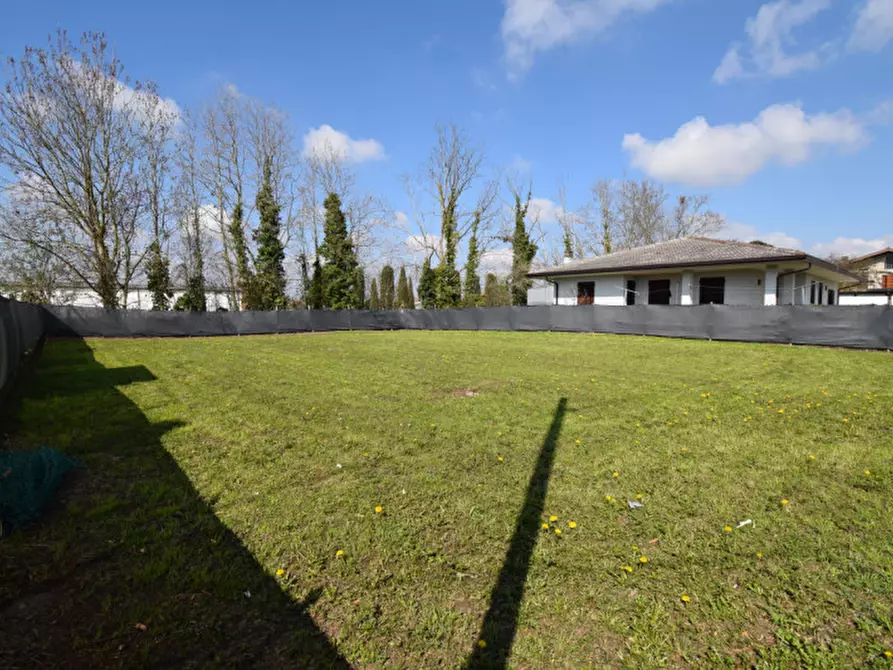 Immagine 7 di Terreno in vendita  in Via Boligo a Campolongo Maggiore