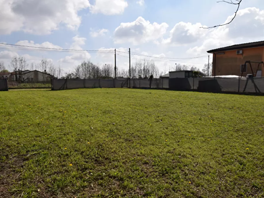 Immagine 15 di Terreno in vendita  in Via Boligo a Campolongo Maggiore