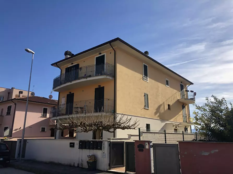 Immagine 1 di Appartamento in vendita  in Via innocenzo Mancini a Foligno