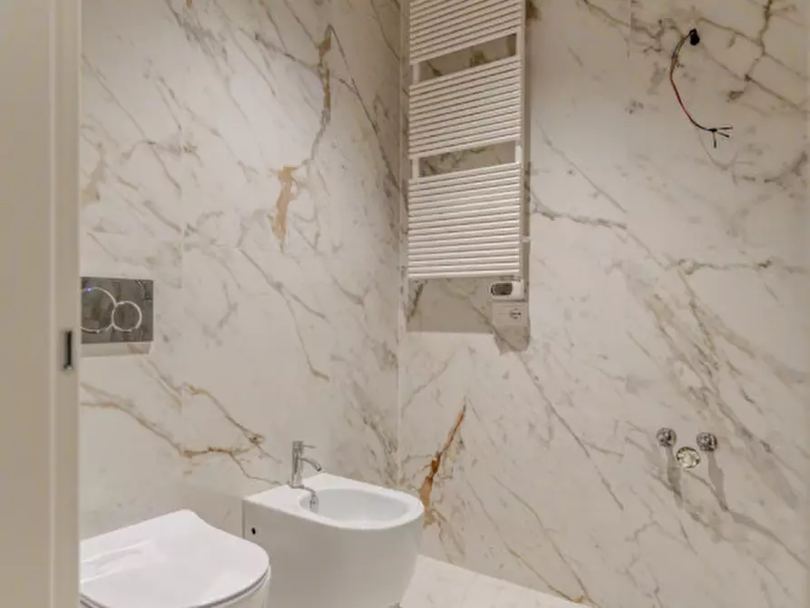 Immagine 9 di Appartamento in vendita  in CONTRA GIUSEPPE GARIBALDI a Vicenza