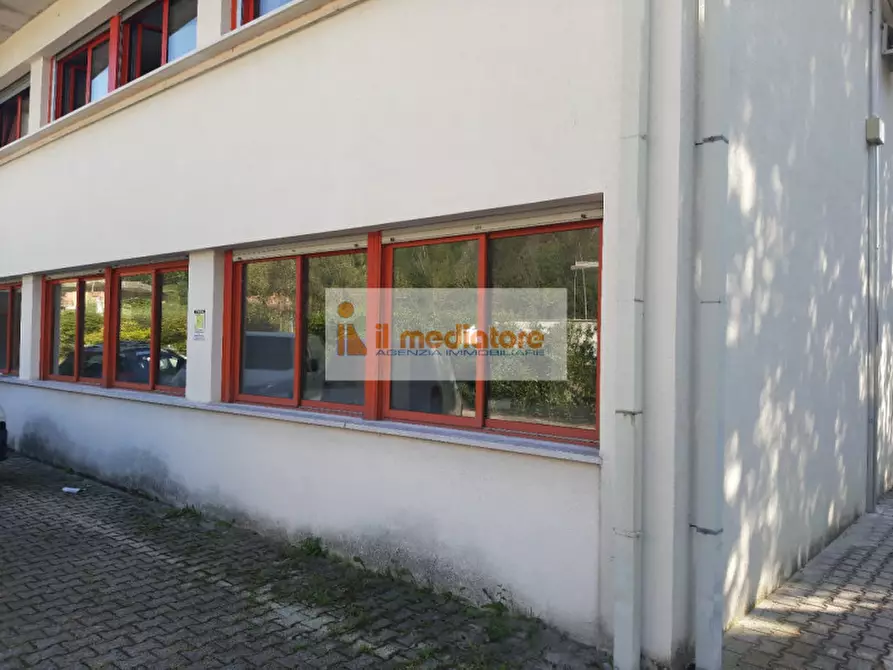 Immagine 5 di Negozio in affitto  a San Zenone Degli Ezzelini