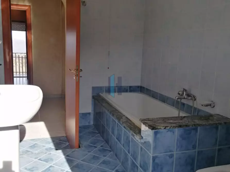 Immagine 10 di Appartamento in vendita  in Via Don Luigi Sturzo a Mormanno