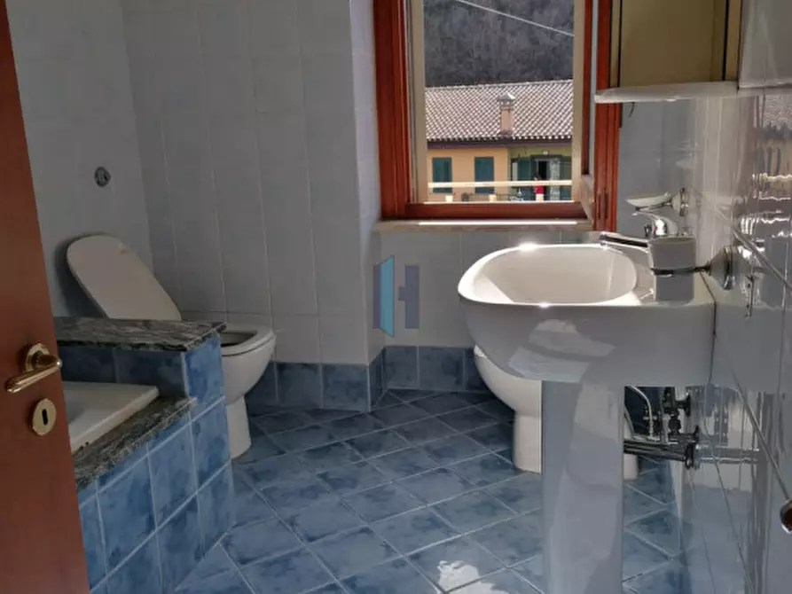 Immagine 11 di Appartamento in vendita  in Via Don Luigi Sturzo a Mormanno