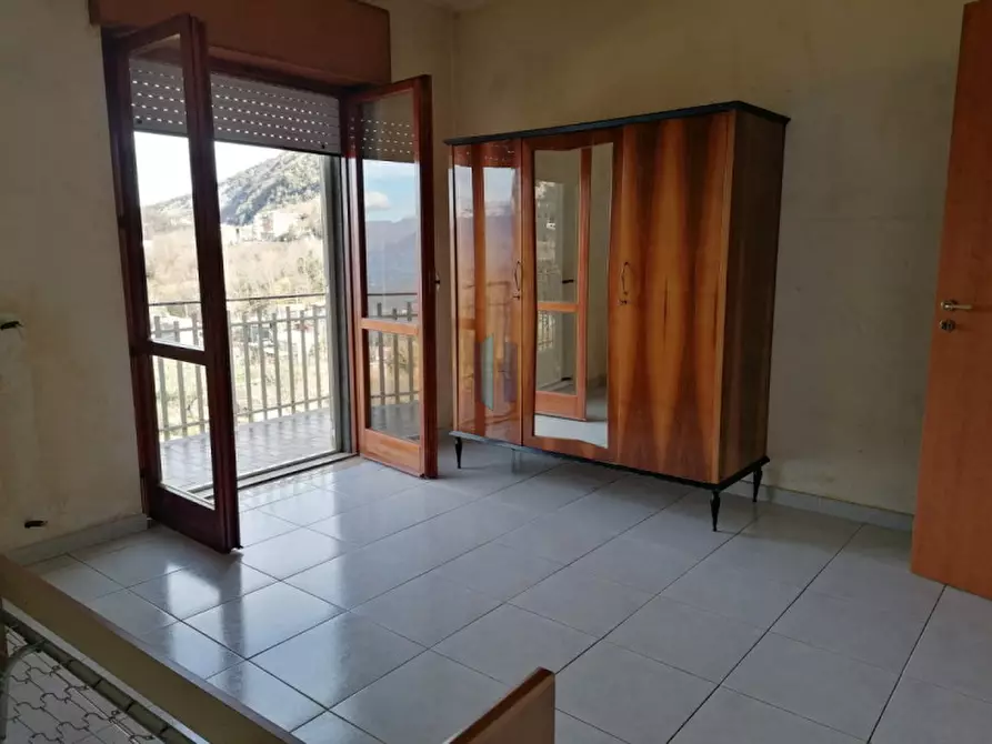 Immagine 19 di Appartamento in vendita  in Via Don Luigi Sturzo a Mormanno