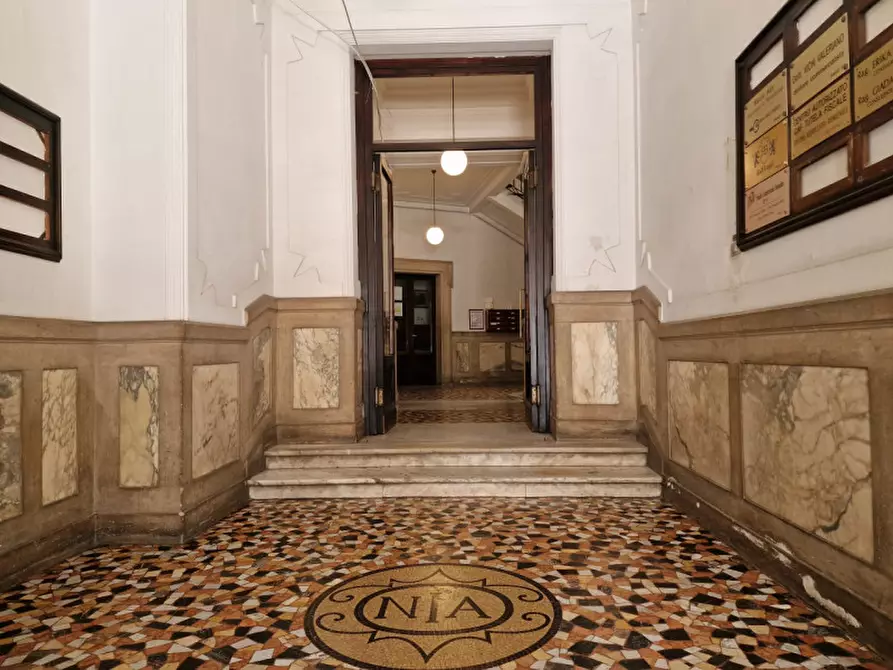 Immagine 46 di Ufficio in vendita  in Via di Franco a Livorno