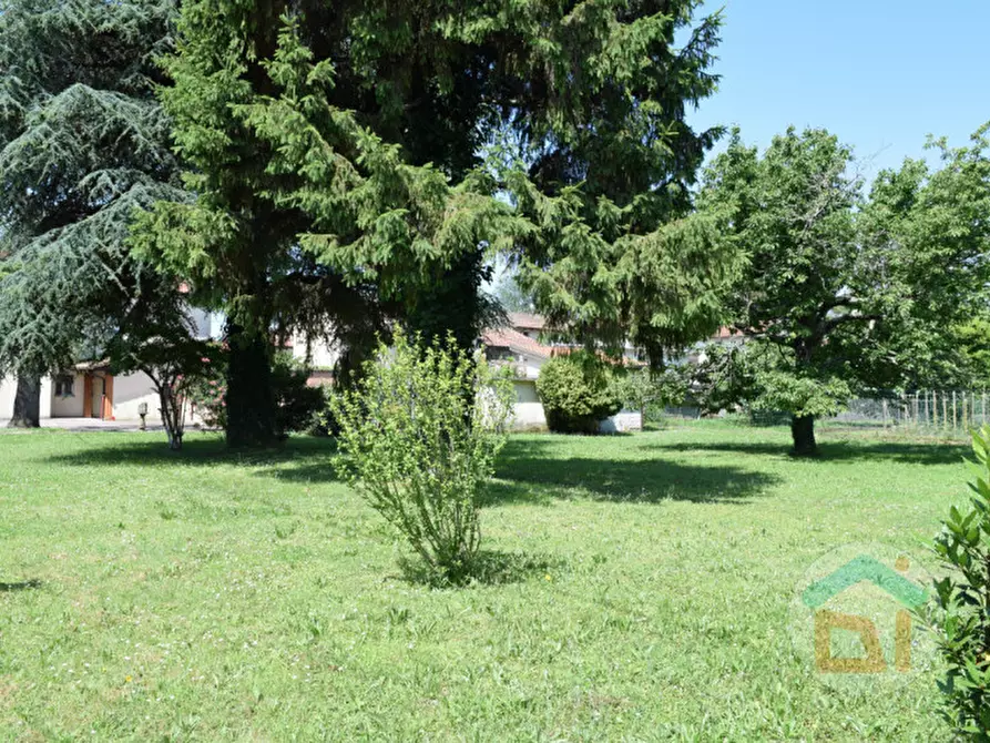Immagine 6 di Terreno in vendita  in Via Alpi Giulie a Capriva Del Friuli
