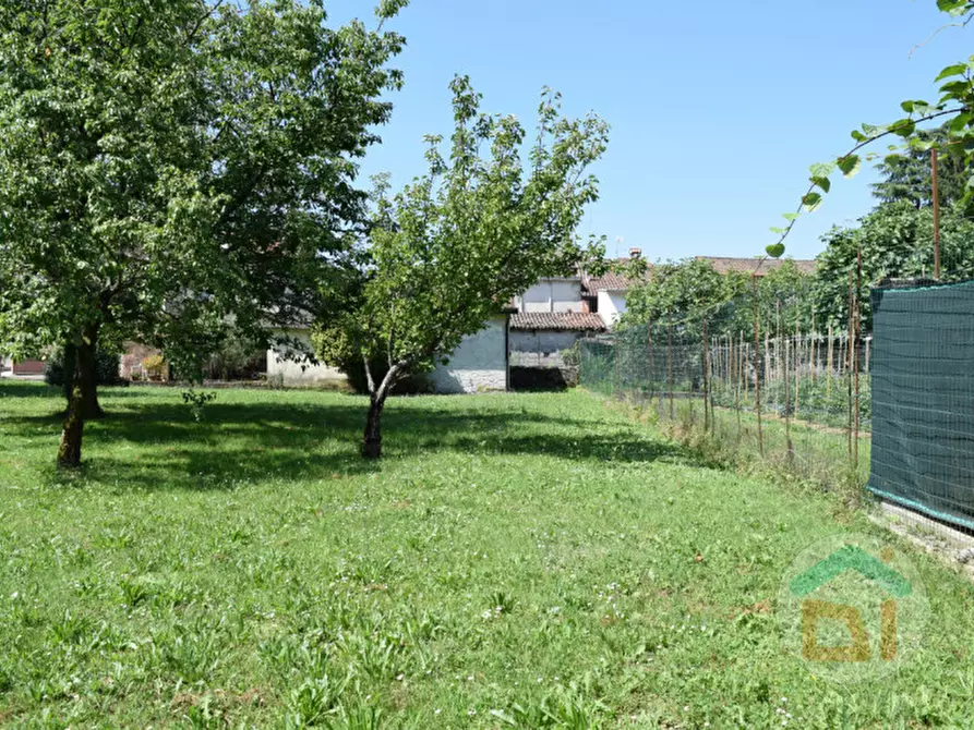 Immagine 11 di Terreno in vendita  in Via Alpi Giulie a Capriva Del Friuli