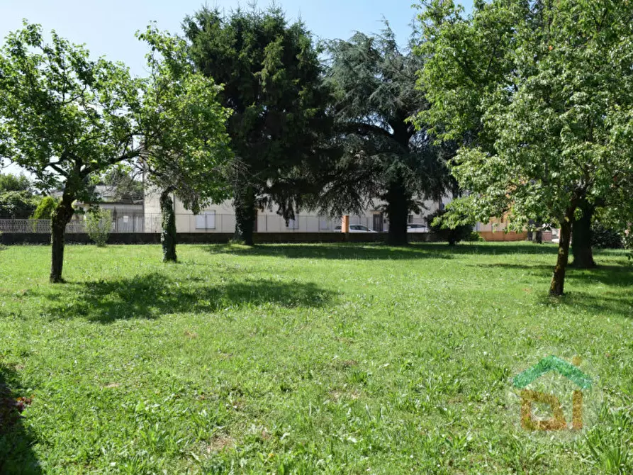 Immagine 16 di Terreno in vendita  in Via Alpi Giulie a Capriva Del Friuli