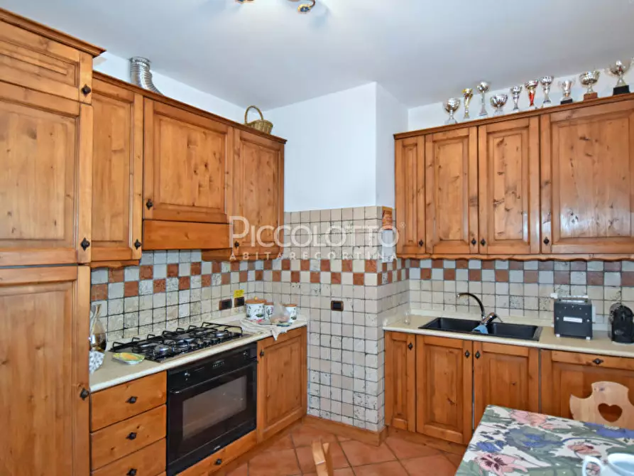 Immagine 9 di Appartamento in vendita  in Via Guide Alpine a Cortina D'ampezzo