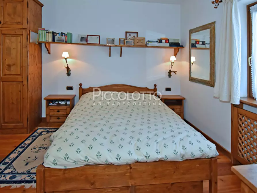 Immagine 10 di Appartamento in vendita  in Via Guide Alpine a Cortina D'ampezzo