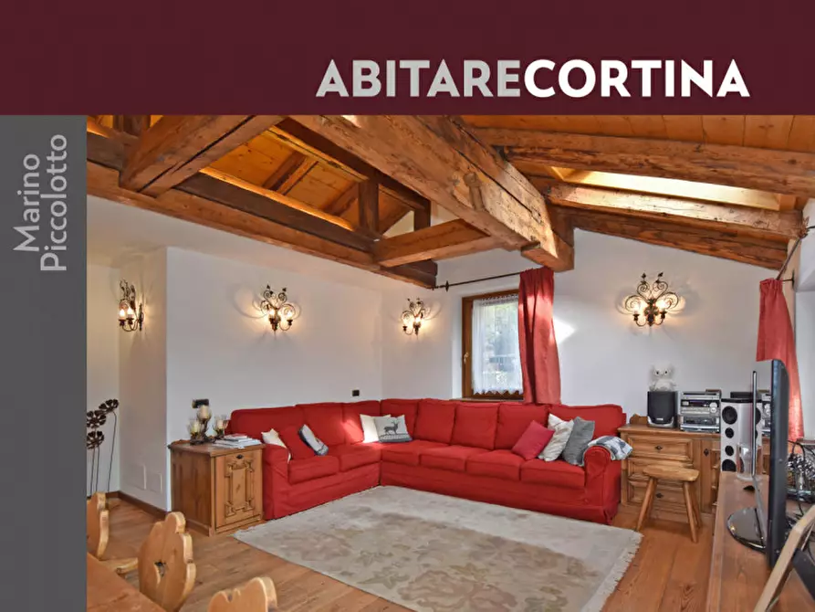 Immagine 1 di Appartamento in vendita  in Via Guide Alpine a Cortina D'ampezzo