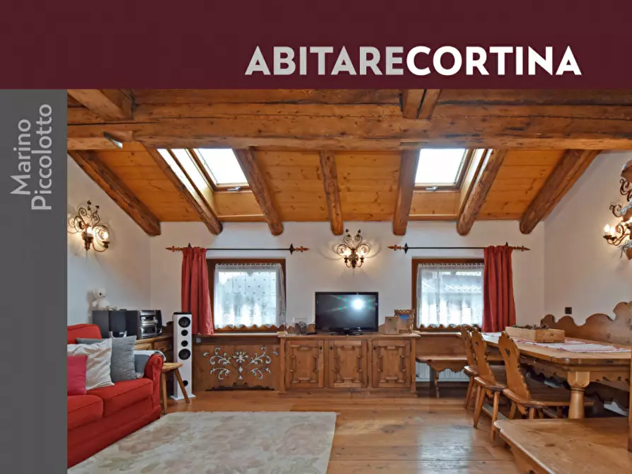 Immagine 1 di Appartamento in vendita  in Via Guide Alpine a Cortina D'ampezzo