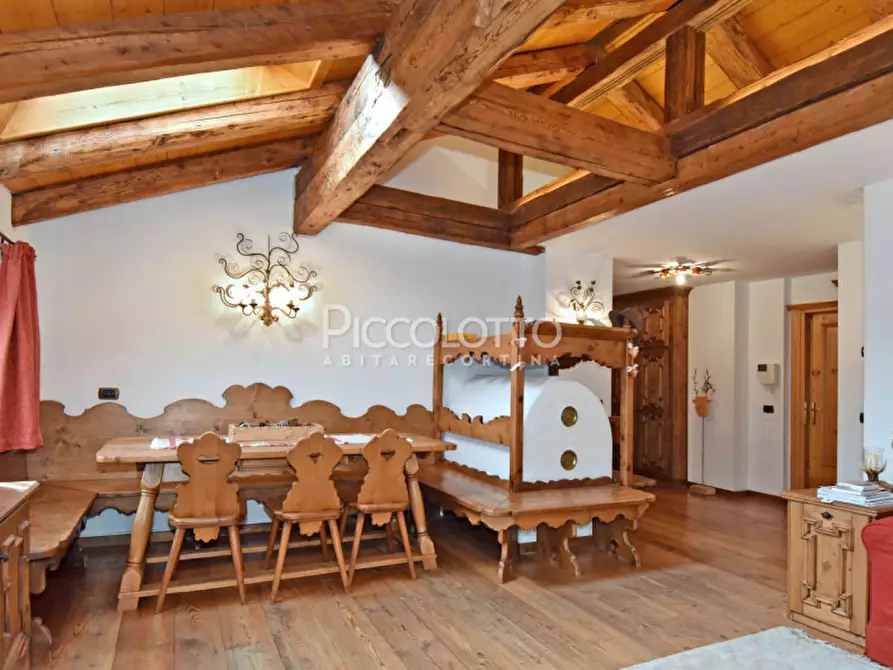Immagine 4 di Appartamento in vendita  in Via Guide Alpine a Cortina D'ampezzo