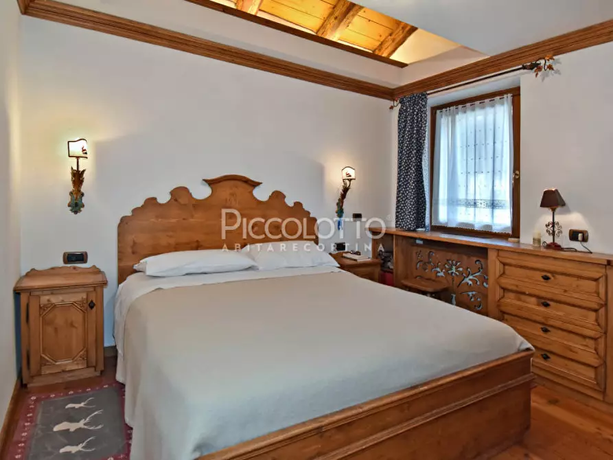 Immagine 6 di Appartamento in vendita  in Via Guide Alpine a Cortina D'ampezzo
