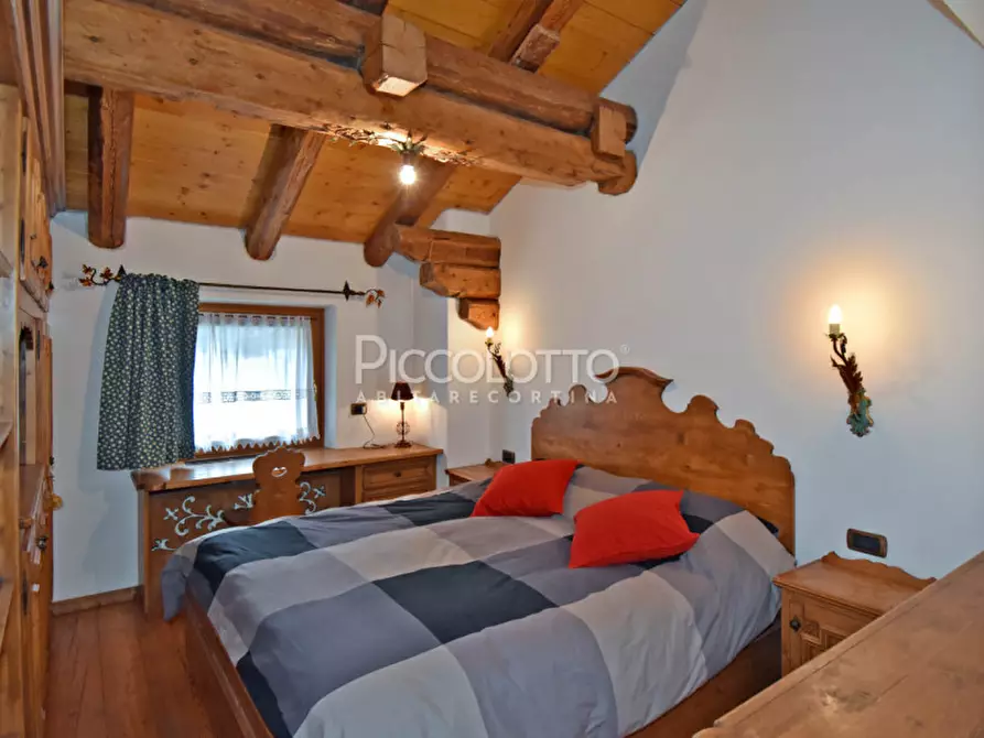 Immagine 7 di Appartamento in vendita  in Via Guide Alpine a Cortina D'ampezzo