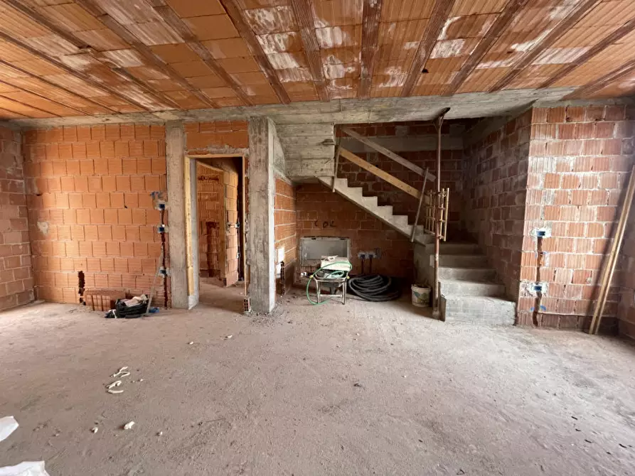 Immagine 3 di Casa bifamiliare in vendita  a Suzzara