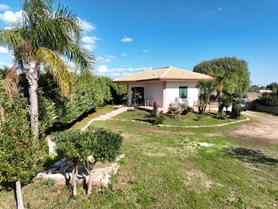 Immagine 1 di Casa indipendente in vendita  in Contrada Carciolo a Modica