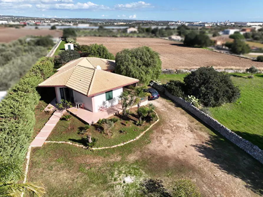 Immagine 3 di Casa indipendente in vendita  in Contrada Carciolo a Modica