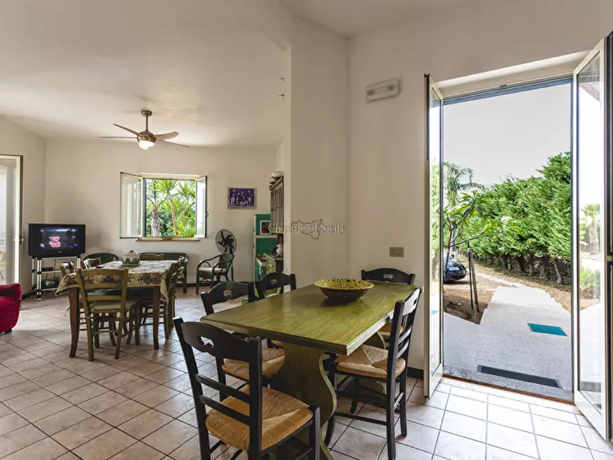 Immagine 4 di Casa indipendente in vendita  in Contrada Carciolo a Modica