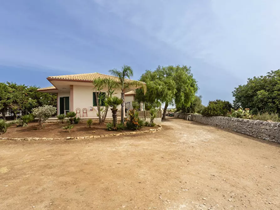 Immagine 11 di Casa indipendente in vendita  in Contrada Carciolo a Modica