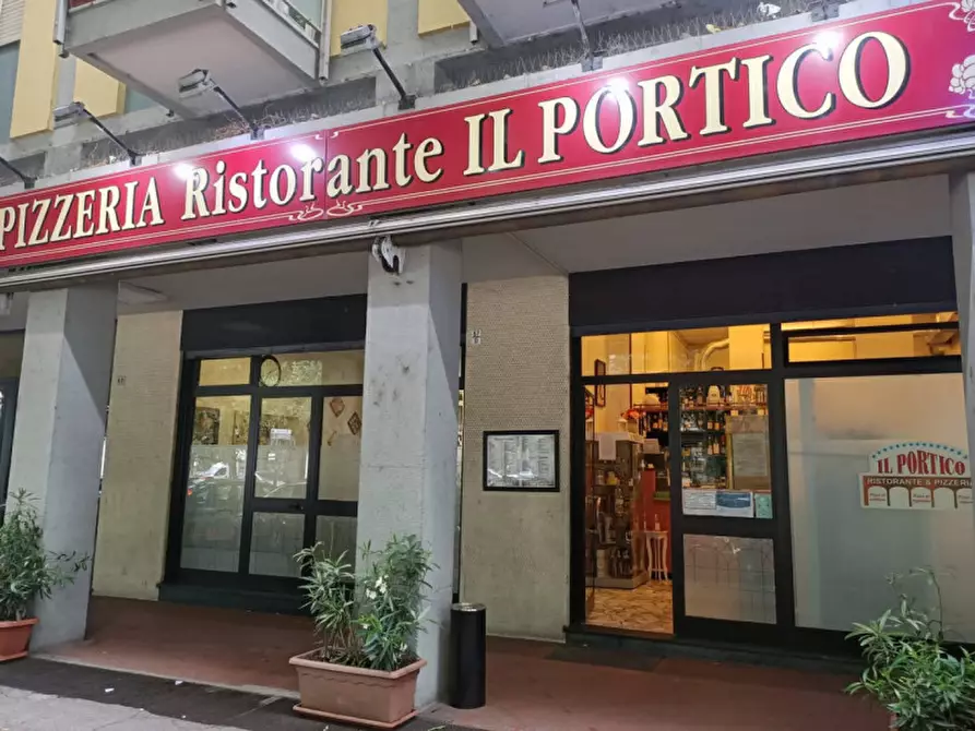 Immagine 1 di Attività commerciale in vendita  in Strada Altessano 57/A a Torino