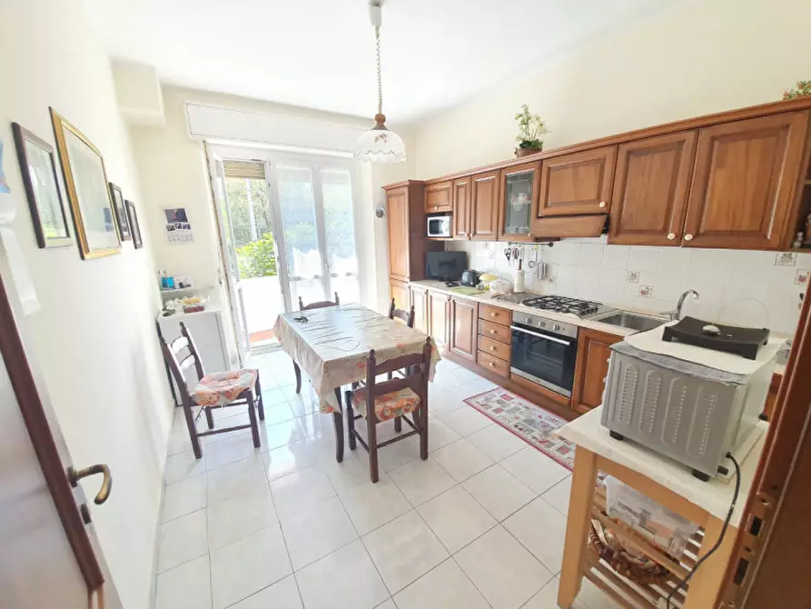 Immagine 4 di Appartamento in vendita  in Corso Trento 17 a Casale Monferrato