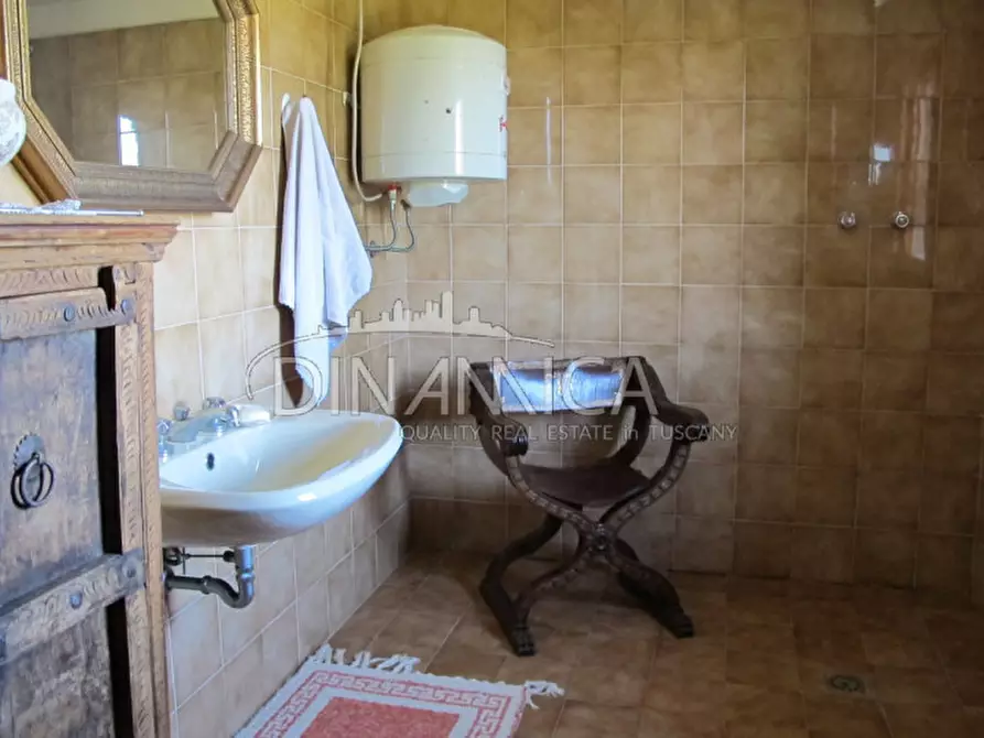 Immagine 47 di Rustico / casale in vendita  a Palaia