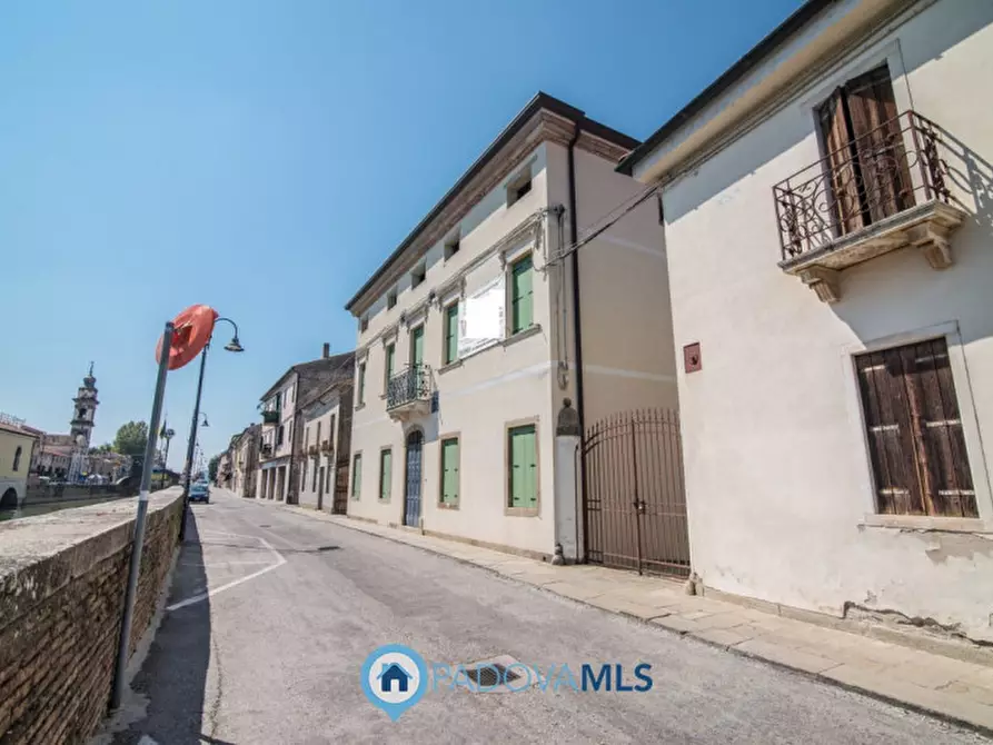 Immagine 1 di Casa indipendente in vendita  in VIA TERME a Battaglia Terme