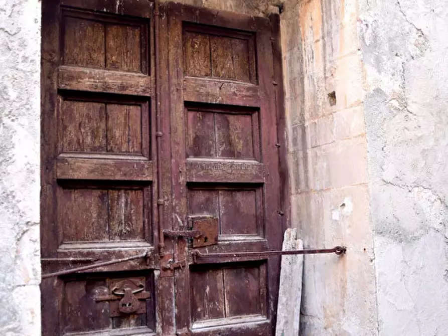 Immagine 20 di Palazzo in vendita  in Via Castellett a Modica