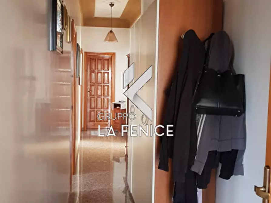 Immagine 23 di Villa in vendita  in contrada Scianna a Locorotondo