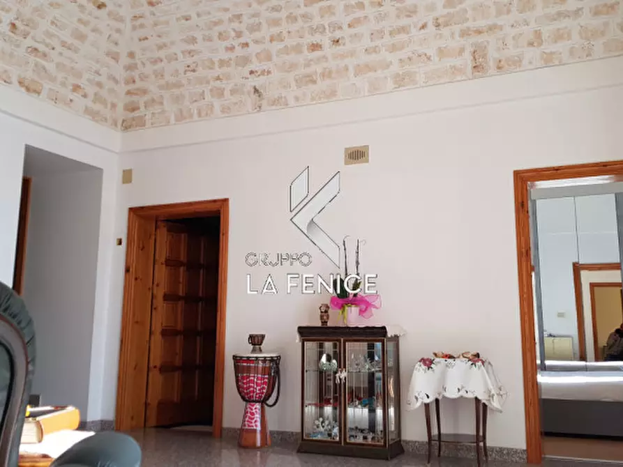 Immagine 28 di Villa in vendita  in contrada Scianna a Locorotondo