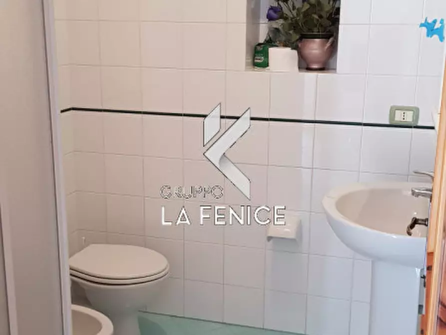 Immagine 37 di Villa in vendita  in contrada Scianna a Locorotondo