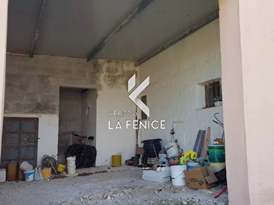 Immagine 40 di Villa in vendita  in contrada Scianna a Locorotondo