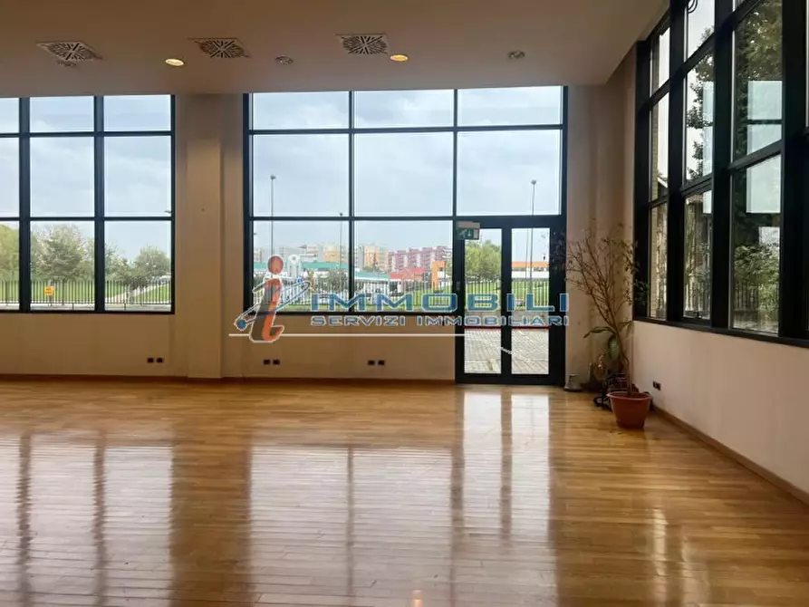 Immagine 17 di Negozio in affitto  in VIA CANTORE GEN. a Sesto San Giovanni