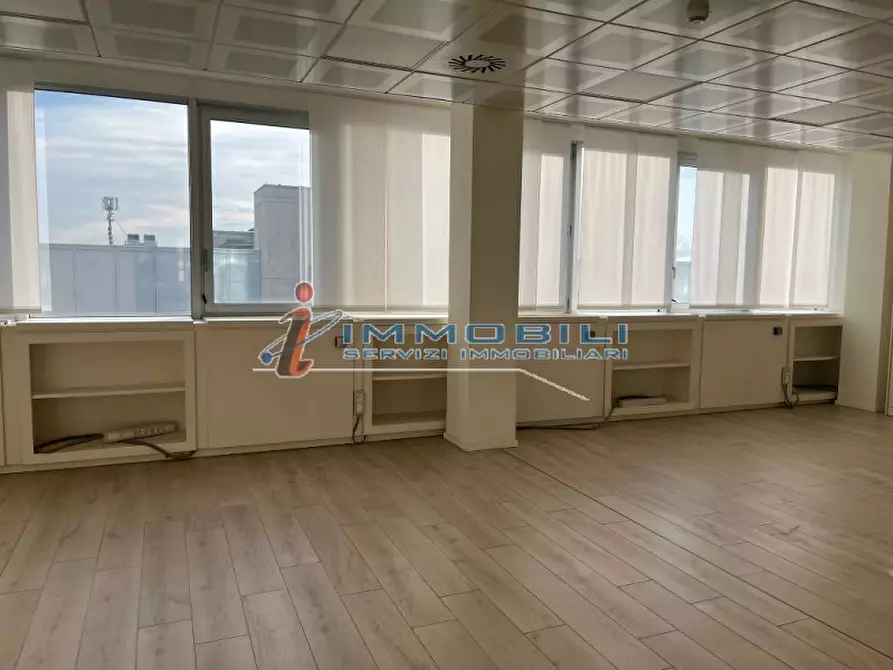 Immagine 17 di Ufficio in affitto  in VIA FANTOLI GAUDENZIO a Milano