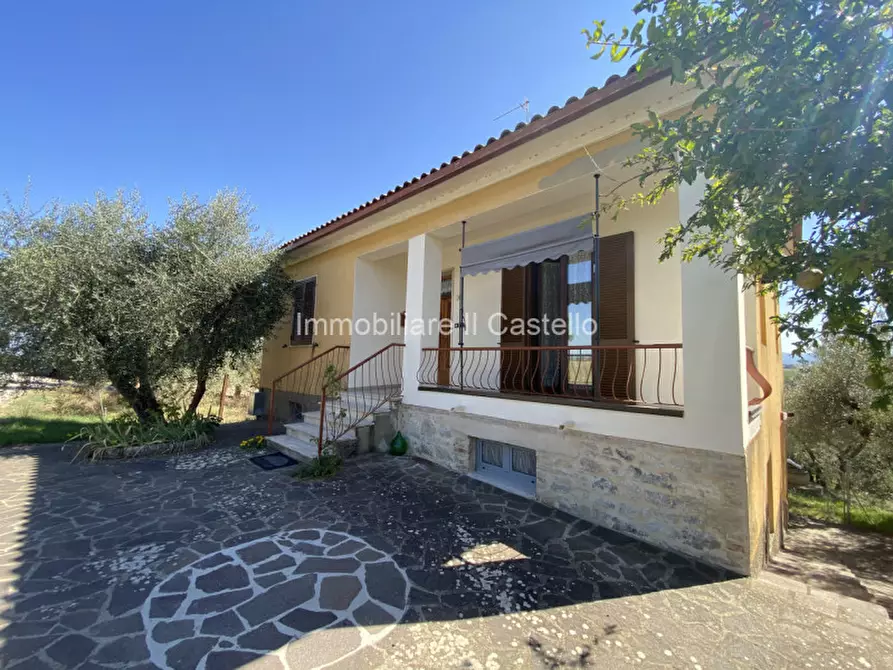 Immagine 1 di Casa indipendente in vendita  in vaiano a Castiglione Del Lago