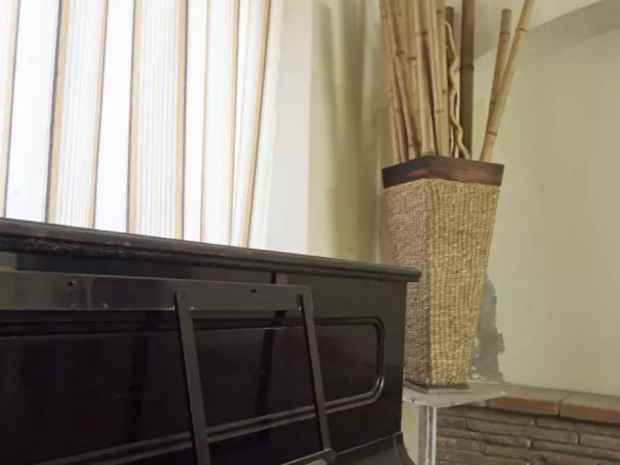 Immagine 21 di Negozio in vendita  in Via Colorno, 99 a Parma